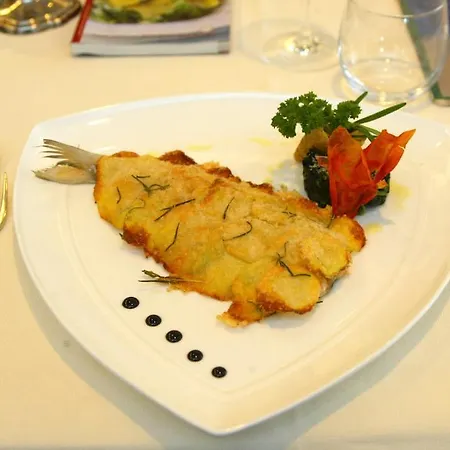 Piccolo Otel Torbole Sul Garda