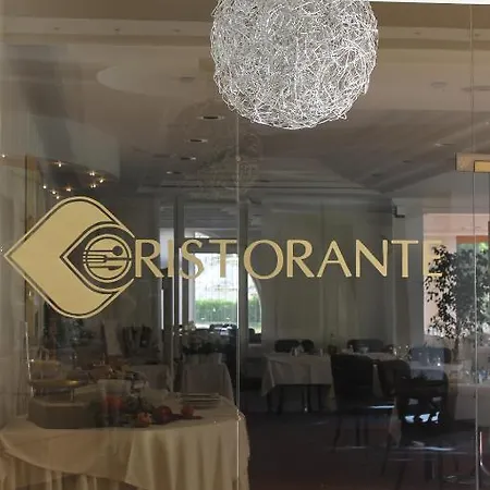 Otel Piccolo Torbole Sul Garda
